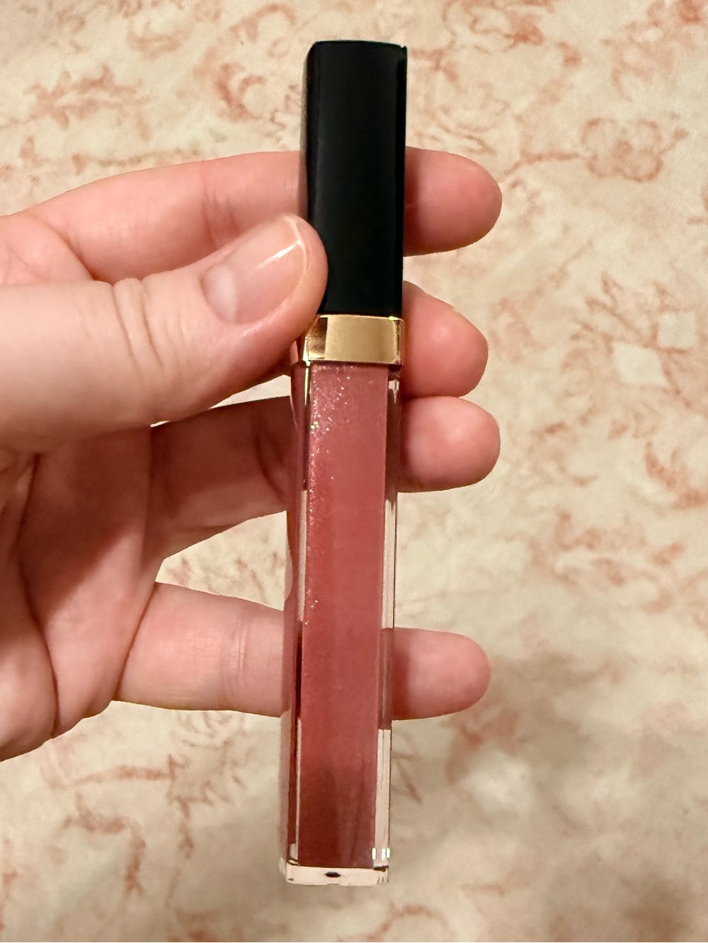Chanel Rouge Coco Hydra Gloss in the shade 447 Bourgeoisie